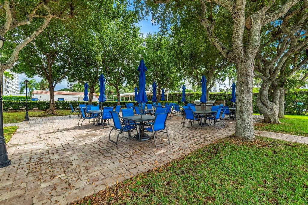 Real estate property located at 2121 Ocean Blvd #902W, Palm Beach, Boca Towers Condo Portion, Boca Raton, FL