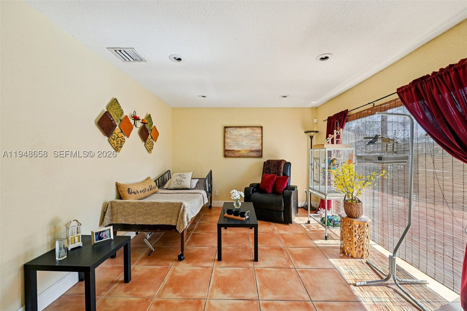 Real estate property located at 10365 11th Ter #4-9B, Miami-dade, Las Palmas Condo 2/7, Miami, FL