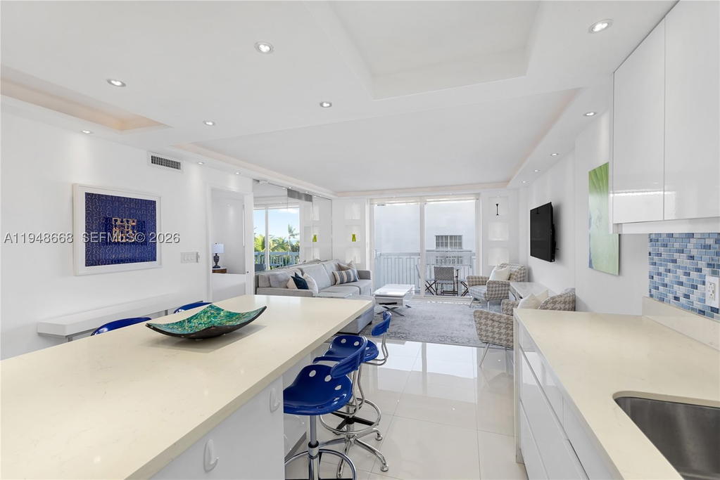 Real estate property located at 401 Ocean Dr #421, Miami-dade, The Presidential Condo, Miami Beach, FL