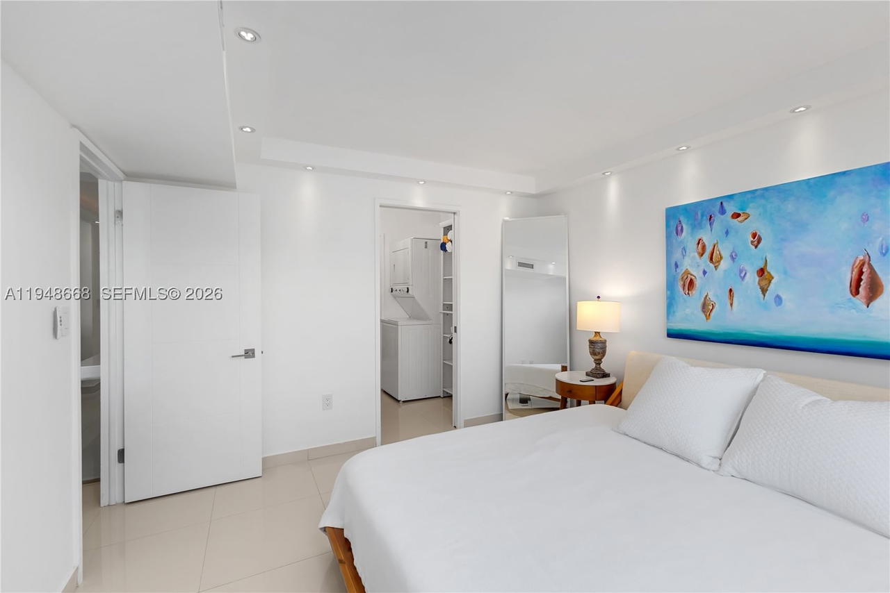 Real estate property located at 401 Ocean Dr #421, Miami-dade, The Presidential Condo, Miami Beach, FL