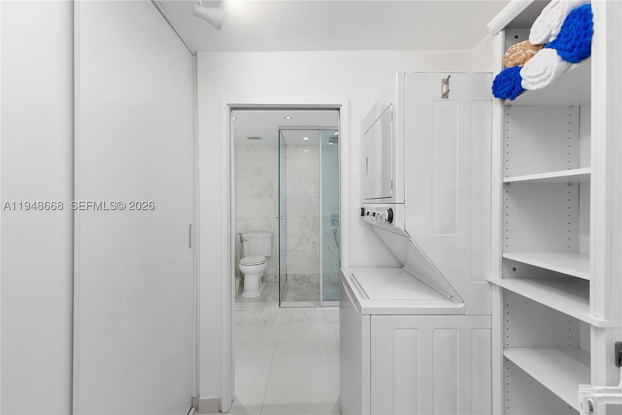 Real estate property located at 401 Ocean Dr #421, Miami-dade, The Presidential Condo, Miami Beach, FL