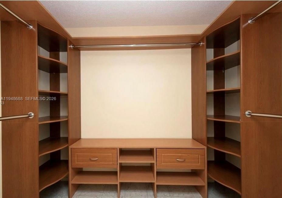 Real estate property located at 1780 191st St #705-2, Miami-dade, Jade Winds Group -, Miami, FL