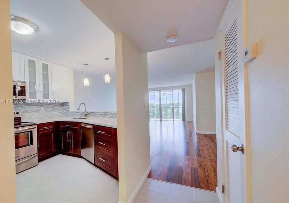 Real estate property located at 1780 191st St #705-2, Miami-dade, Jade Winds Group -, Miami, FL