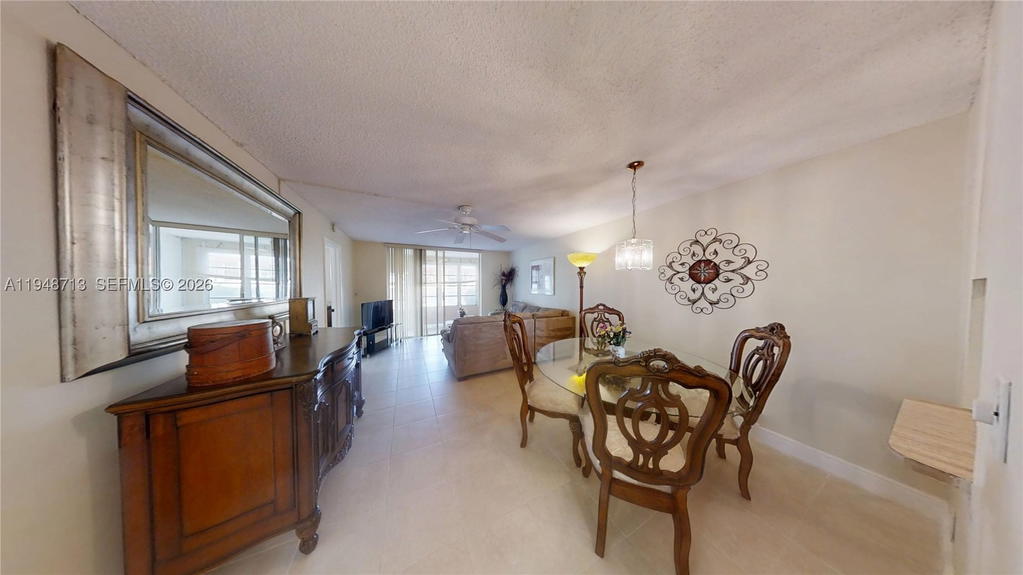 Real estate property located at 2800 Sunrise Lakes Dr #101, Broward, Sunrise Lakes 5 Condo, Sunrise, FL