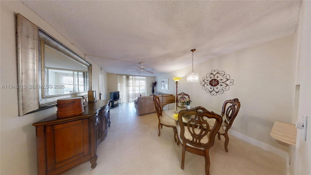 Real estate property located at 2800 Sunrise Lakes Dr #101, Broward, Sunrise Lakes 5 Condo, Sunrise, FL