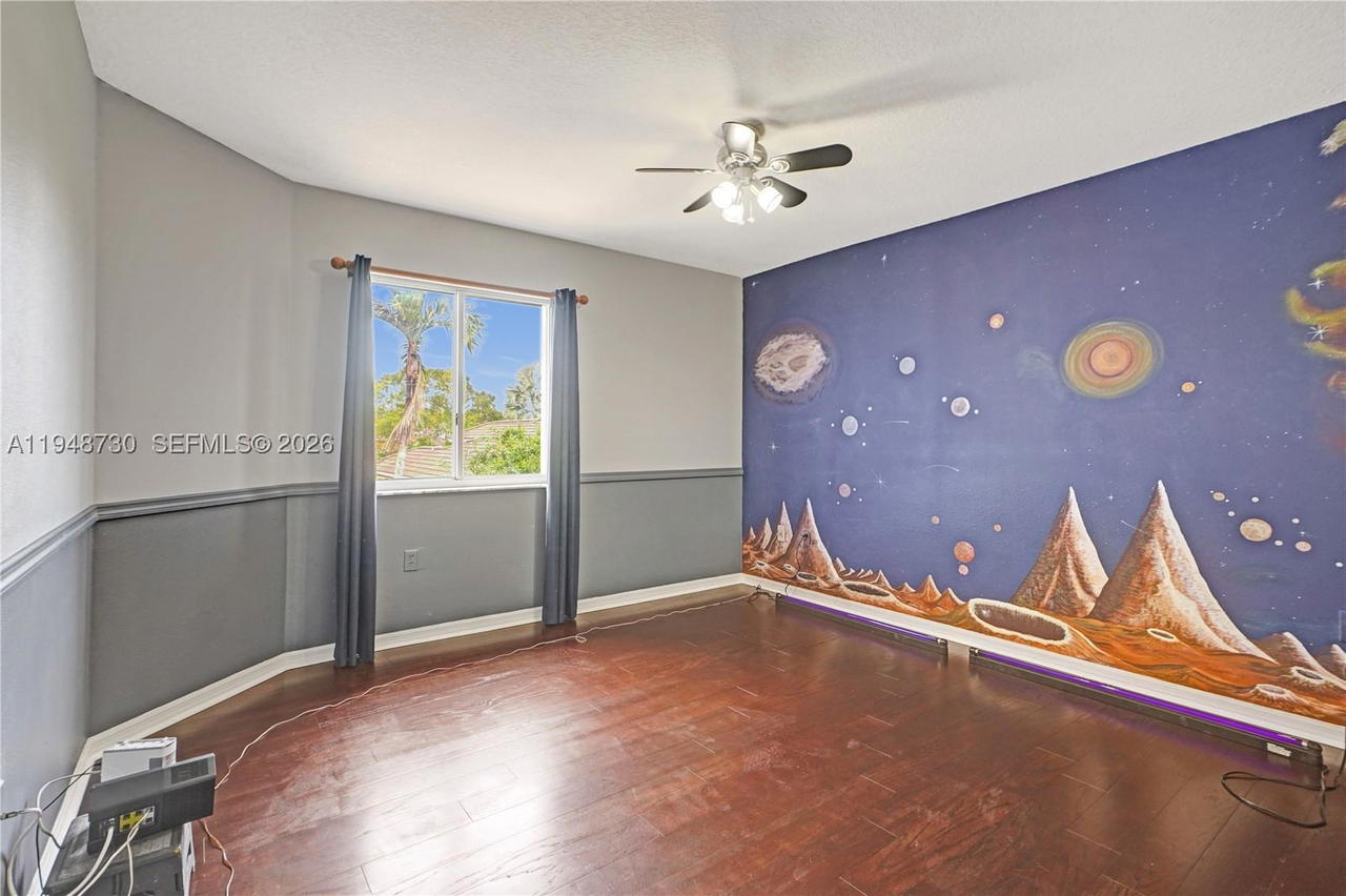 Real estate property located at 5502 162nd Pl, Miami-dade, Pelicans Cove, Miami, FL