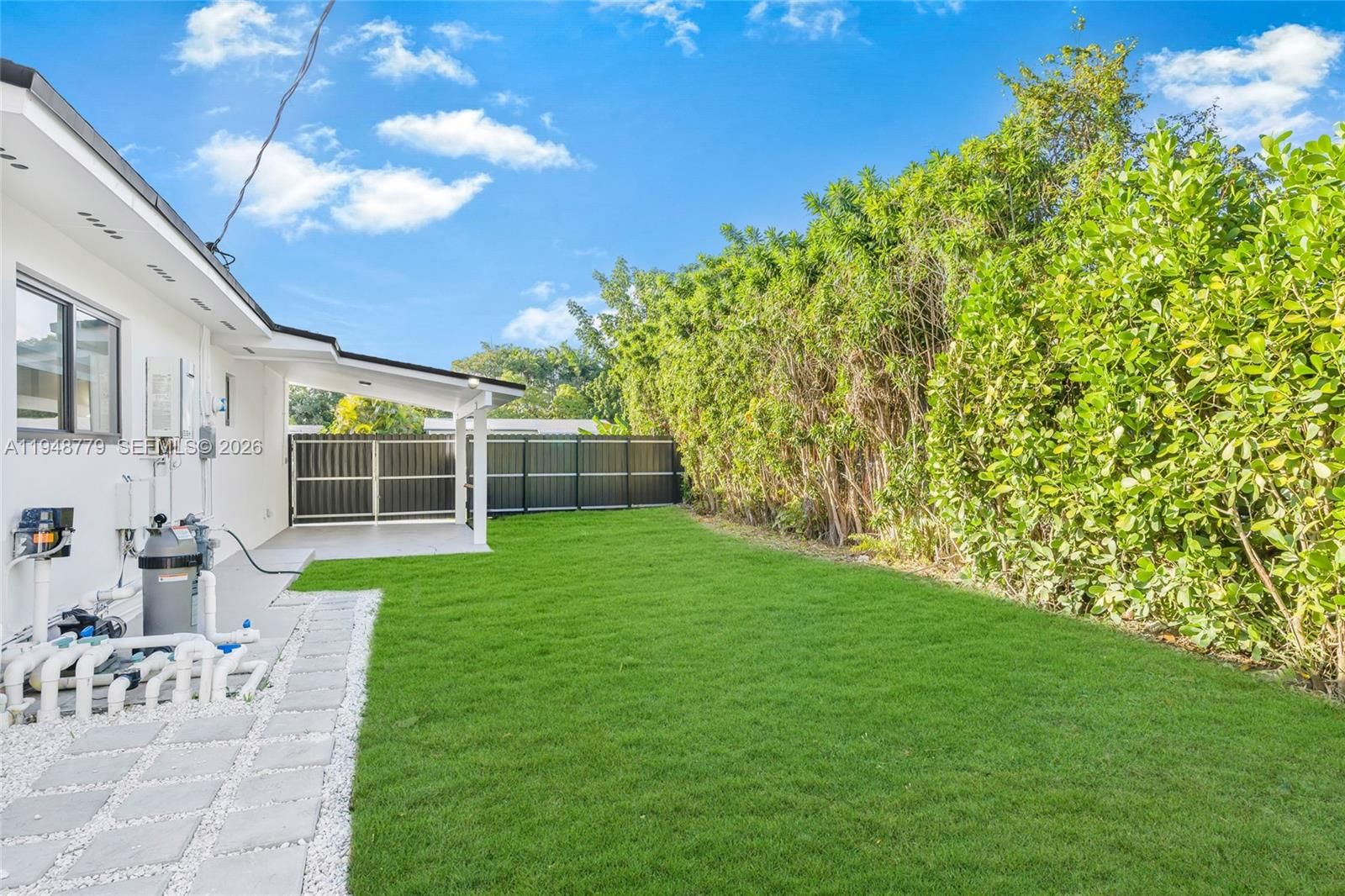 Real estate property located at 19831 Gulfstream Rd, Miami-dade, Pine Tree Manor Sec 3, Cutler Bay, FL