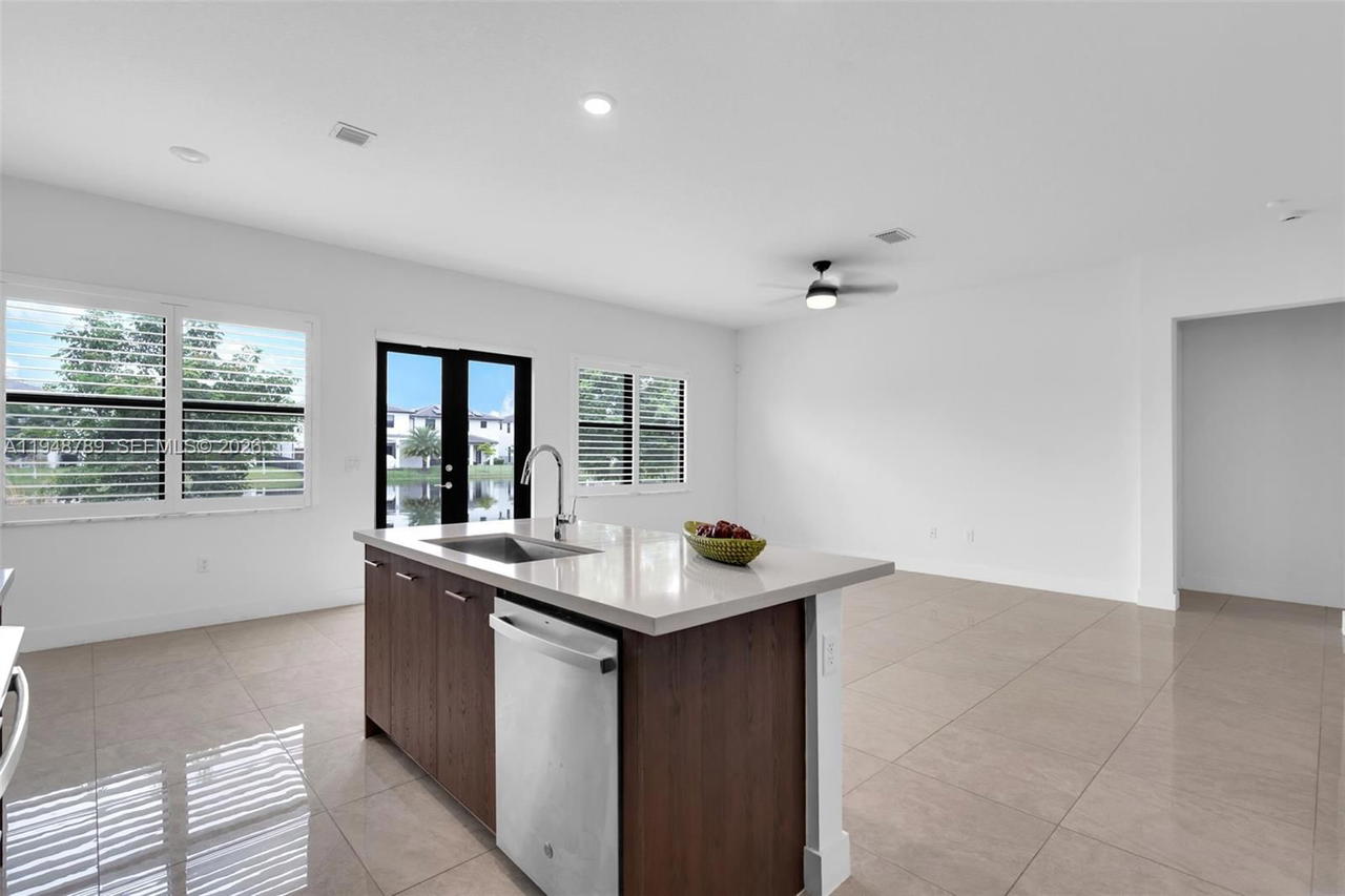 Real estate property located at 4538 173rd Ave, Broward, Tuscan Isles, Miramar, FL