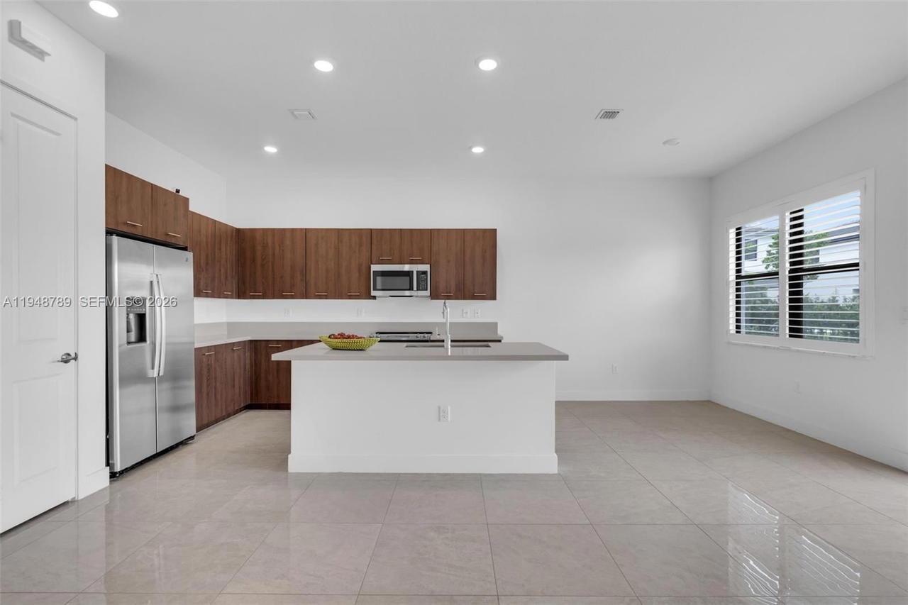 Real estate property located at 4538 173rd Ave, Broward, Tuscan Isles, Miramar, FL