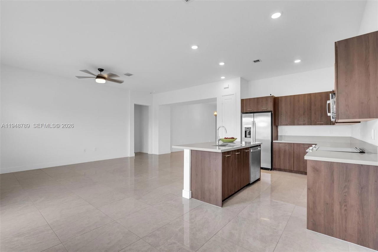 Real estate property located at 4538 173rd Ave, Broward, Tuscan Isles, Miramar, FL