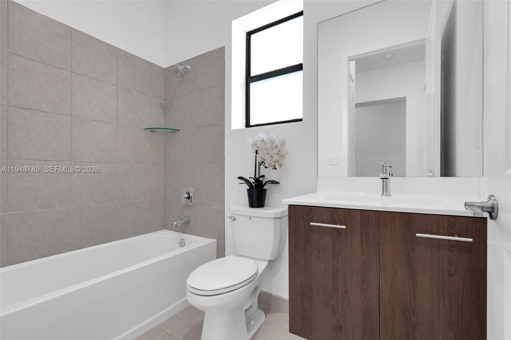 Real estate property located at 4538 173rd Ave, Broward, Tuscan Isles, Miramar, FL