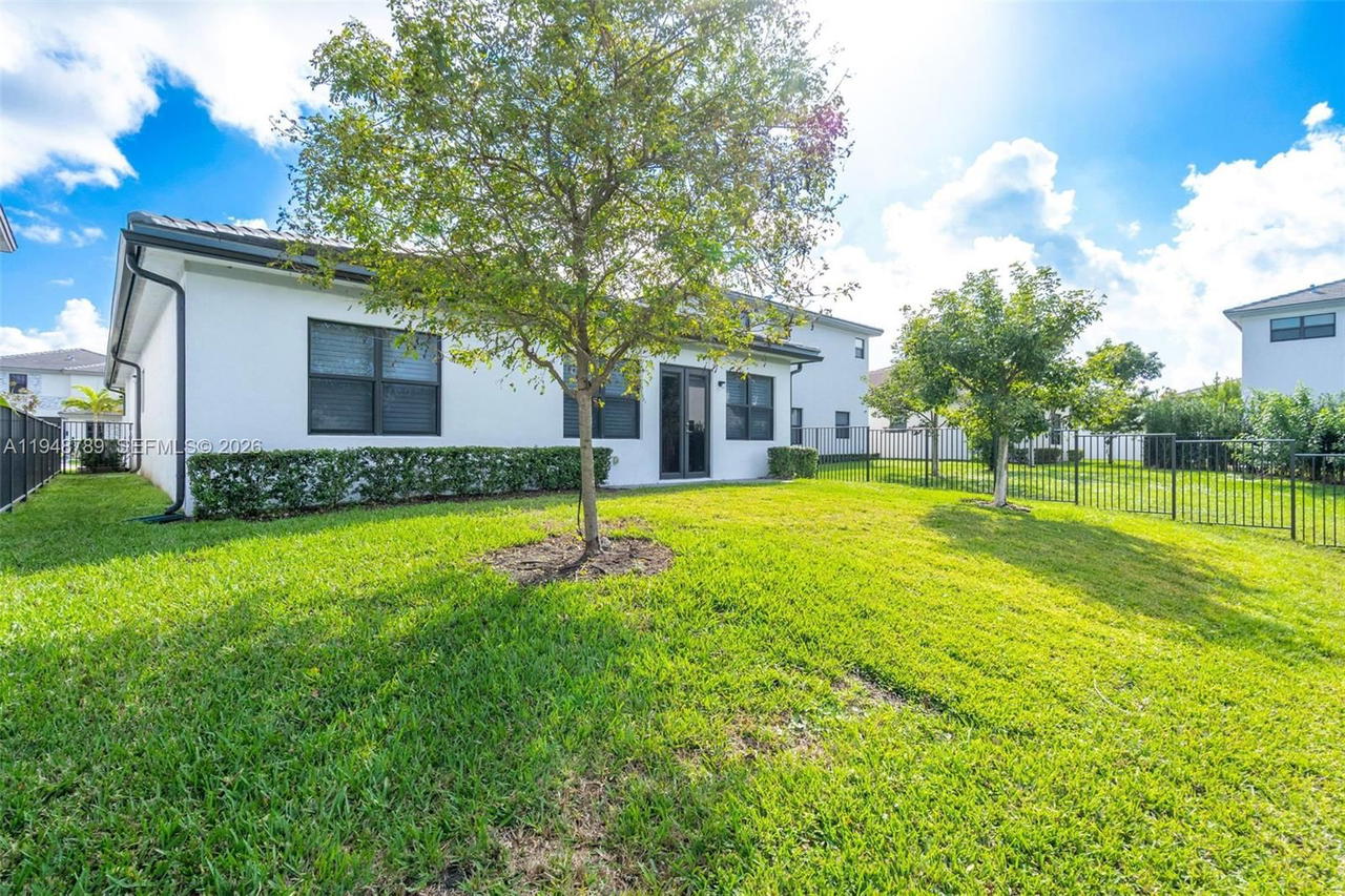 Real estate property located at 4538 173rd Ave, Broward, Tuscan Isles, Miramar, FL