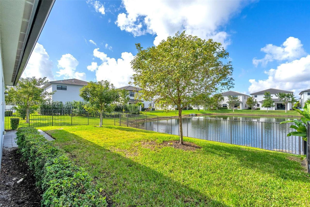 Real estate property located at 4538 173rd Ave, Broward, Tuscan Isles, Miramar, FL