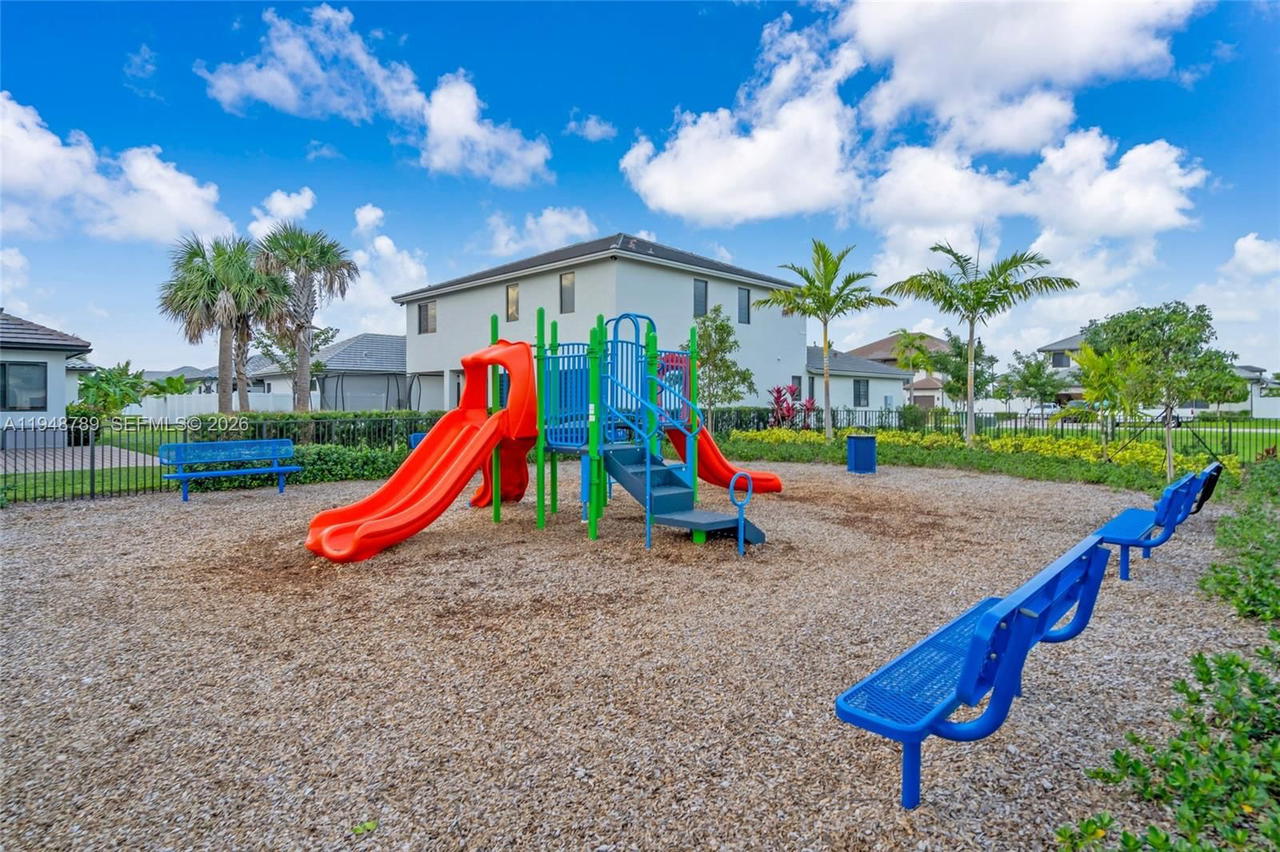 Real estate property located at 4538 173rd Ave, Broward, Tuscan Isles, Miramar, FL