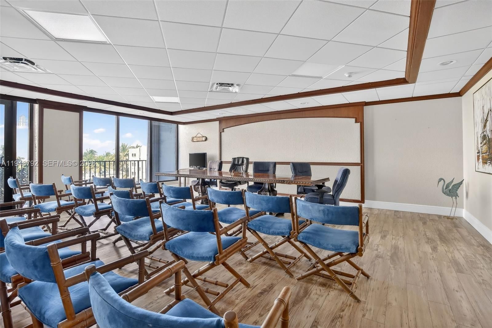Real estate property located at 322 Buchanan St #1108, Broward, Crystal Tower Inc Condo, Hollywood, FL