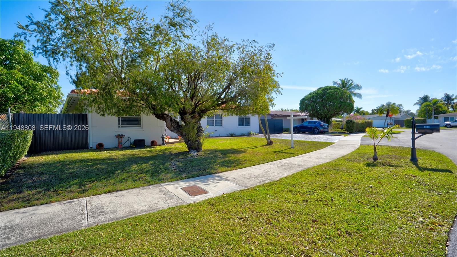 Real estate property located at 6815 134th Ct, Miami-dade, Sunset West Sec 3, Miami, FL