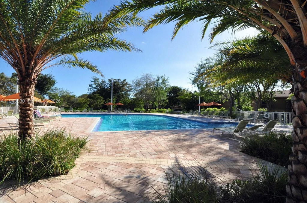 Real estate property located at 11416 110th Ln, Miami-dade, Sabal Chase Sec 1, Miami, FL