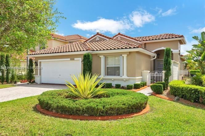 Real estate property located at 13466 144th Ter, Miami-dade, Silver Lakes North, Miami, FL