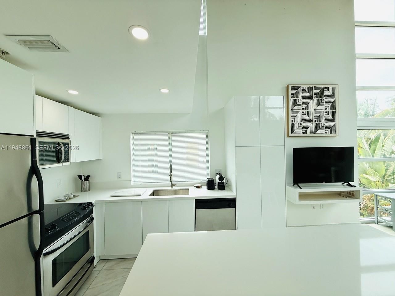 Real estate property located at 7700 Collins Ave #5, Miami-dade, Vilamur Condo, Miami Beach, FL