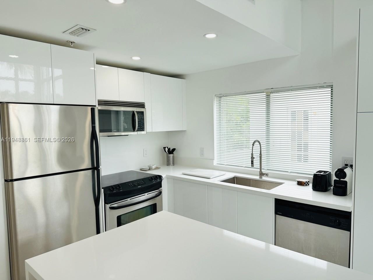Real estate property located at 7700 Collins Ave #5, Miami-dade, Vilamur Condo, Miami Beach, FL