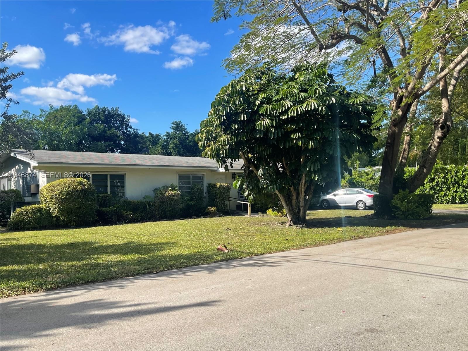 Real estate property located at 10700 72nd Ct, Miami-dade, Shane Estates, Pinecrest, FL