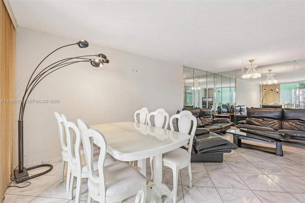 Real estate property located at 319 14th Ave #501, Broward, Meadowbrook Towers Condo, Hallandale Beach, FL
