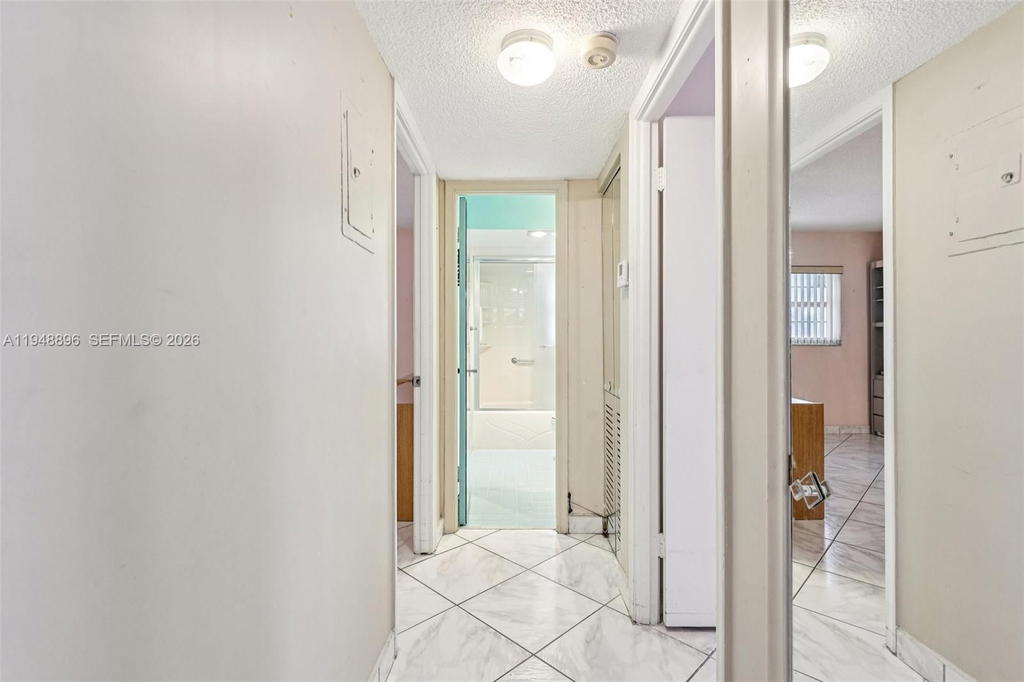 Real estate property located at 319 14th Ave #501, Broward, Meadowbrook Towers Condo, Hallandale Beach, FL