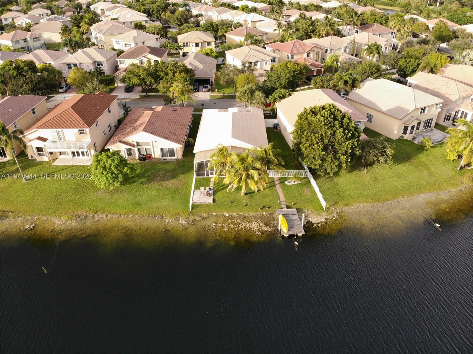 Real estate property located at 17376 33rd Ct, Broward, Silver Lakes Phase Iii Re, Miramar, FL