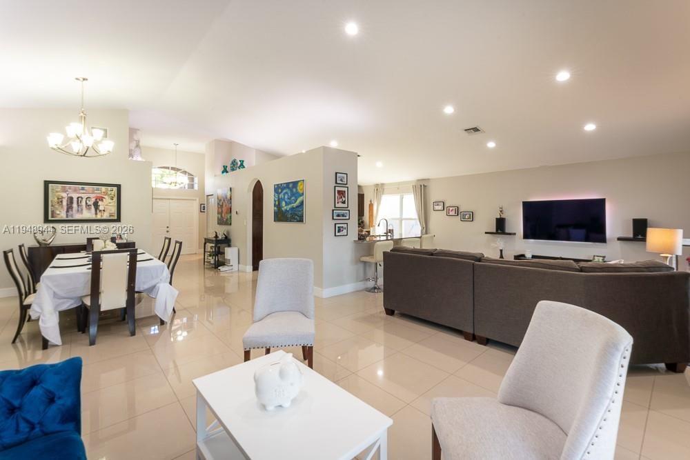 Real estate property located at 17376 33rd Ct, Broward, Silver Lakes Phase Iii Re, Miramar, FL