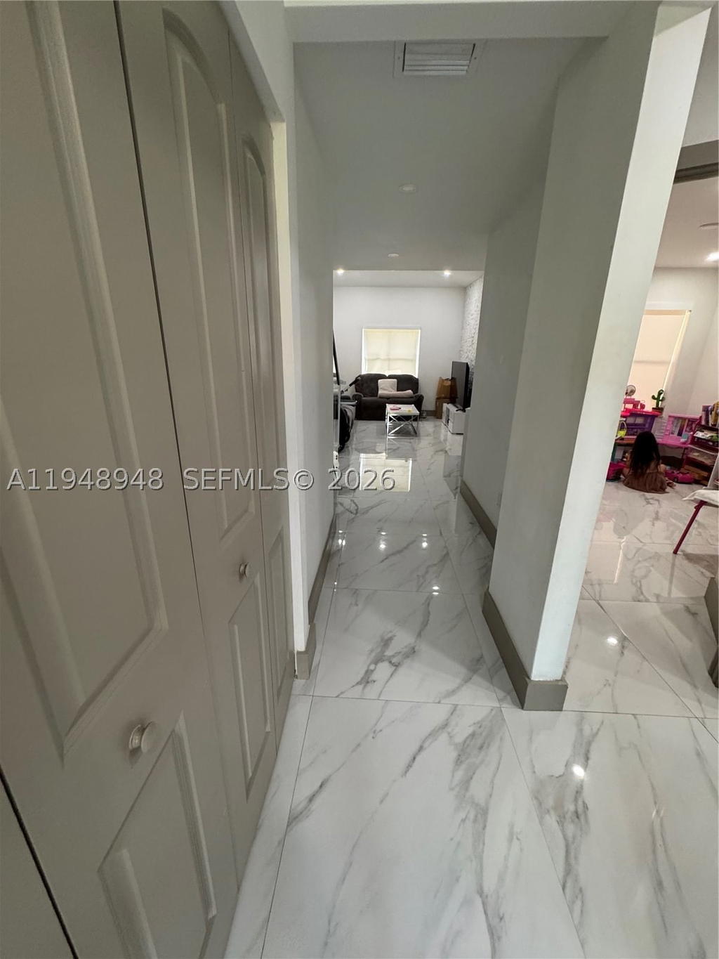 Real estate property located at 4957 Tradewinds Ter #704, Broward, Villas At Harbor Isles, Dania Beach, FL