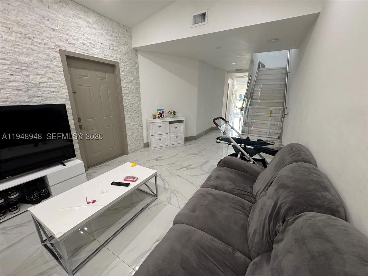 Real estate property located at 4957 Tradewinds Ter #704, Broward, Villas At Harbor Isles, Dania Beach, FL