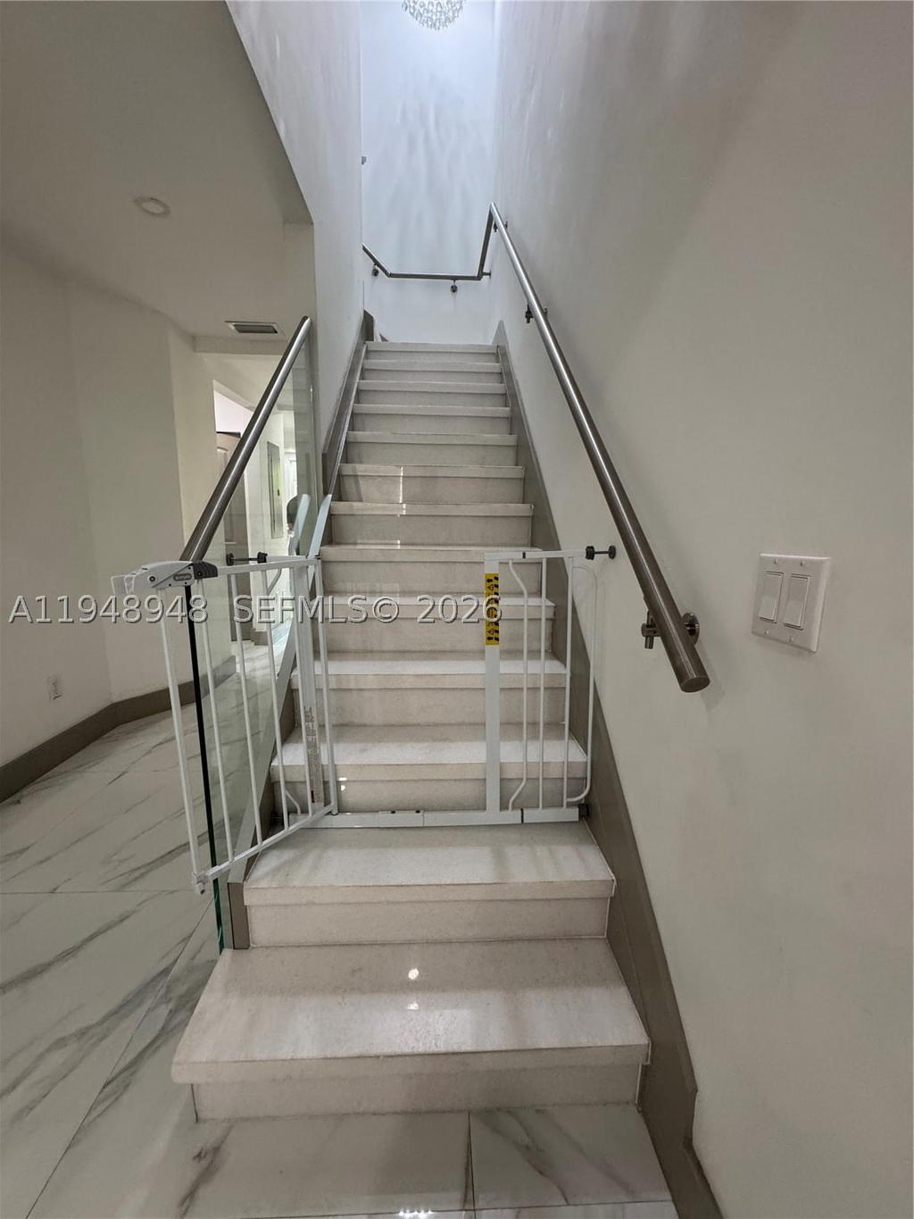 Real estate property located at 4957 Tradewinds Ter #704, Broward, Villas At Harbor Isles, Dania Beach, FL