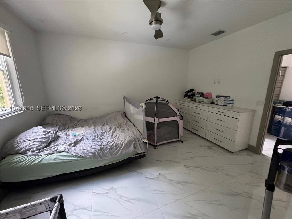 Real estate property located at 4957 Tradewinds Ter #704, Broward, Villas At Harbor Isles, Dania Beach, FL