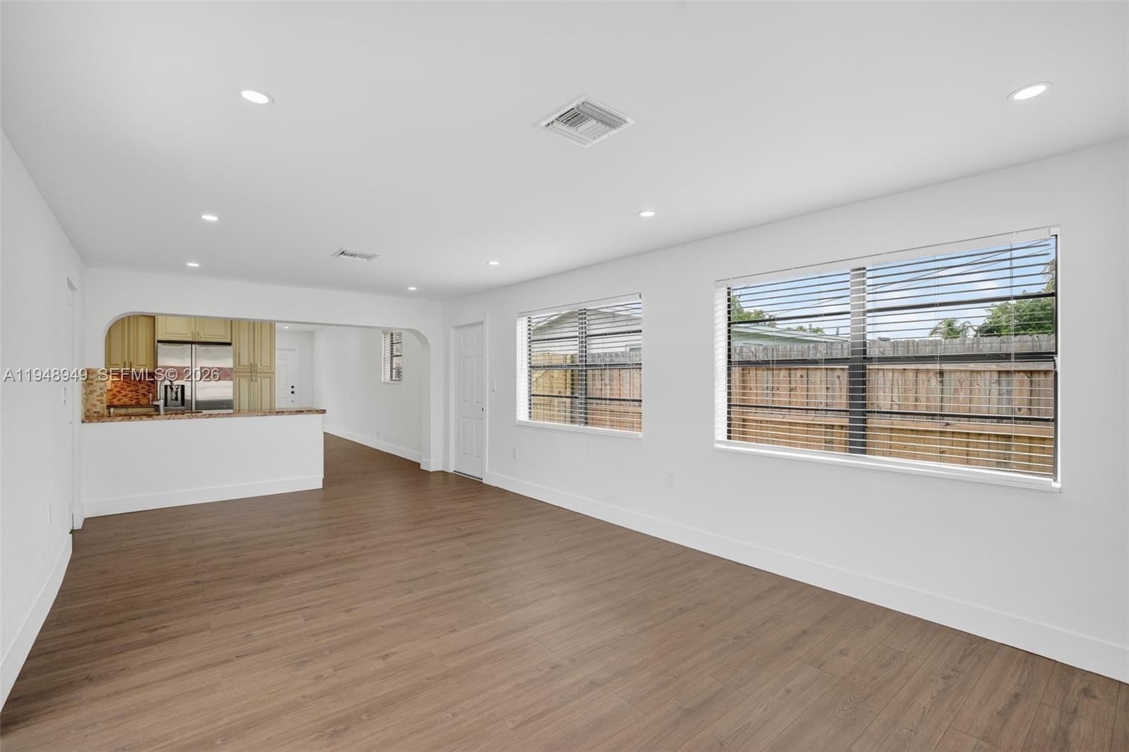 Real estate property located at 7721 35th St, Broward, Driftwood Estates No 10, Davie, FL