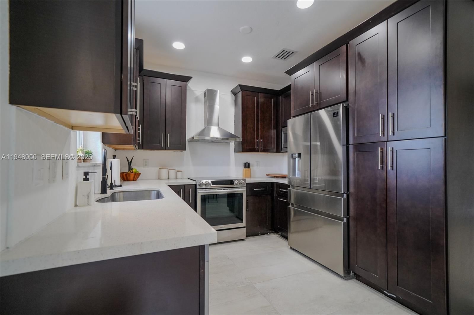 Real estate property located at 12542 126th Ave, Miami-dade, Kendall Breeze South, Miami, FL