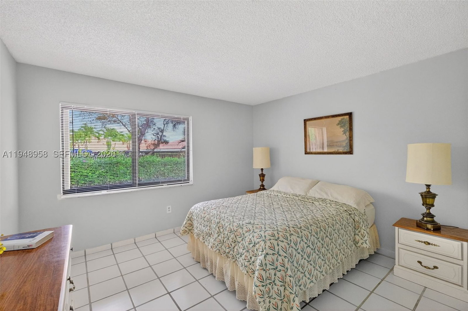 Real estate property located at 9937 9th St. Cir. #13-19, Miami-dade, Windsong Lakes Condo, Miami, FL