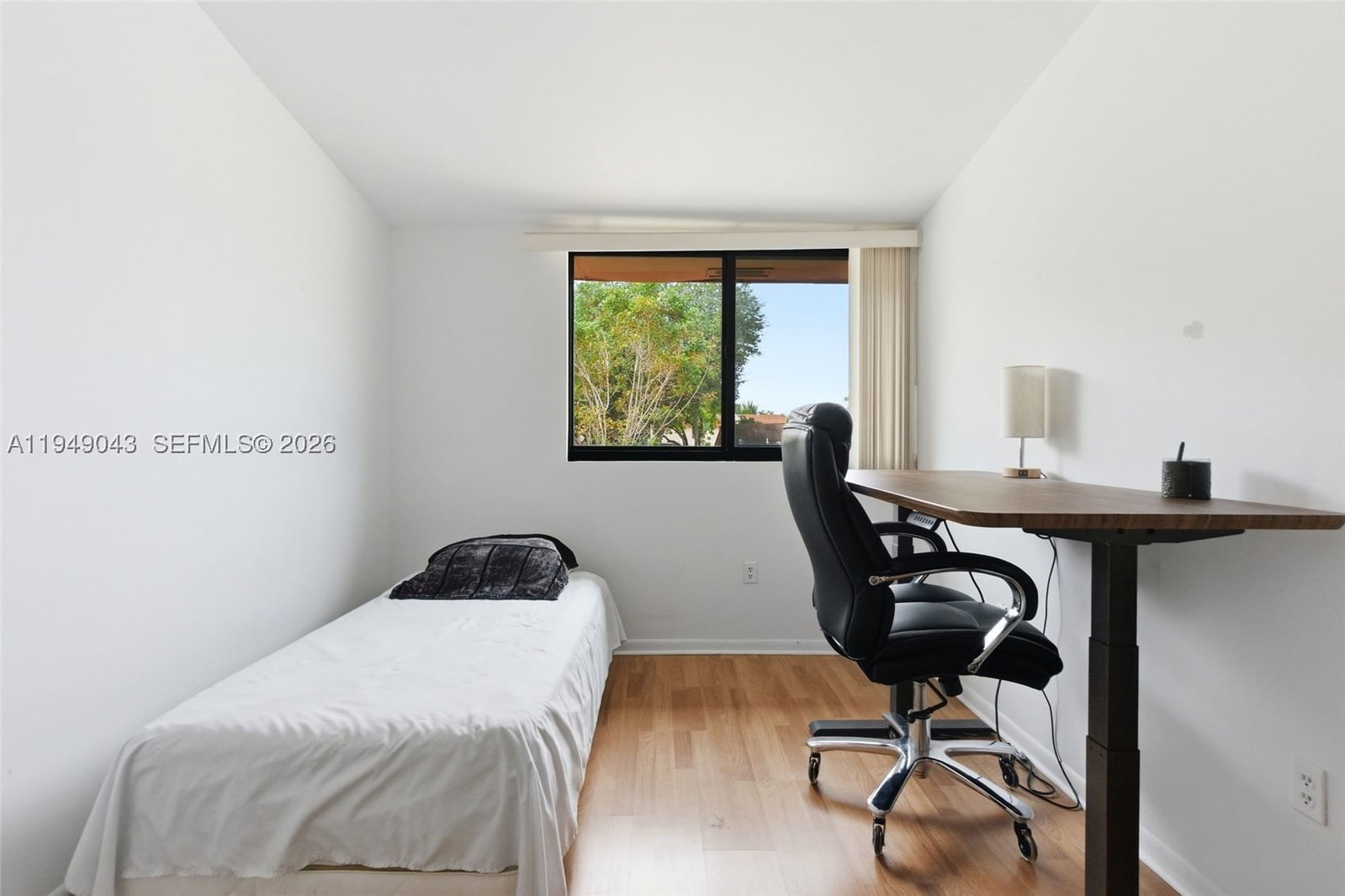 Real estate property located at 7707 105th Pl, Miami-dade, Sunset Kendall Villas, Miami, FL