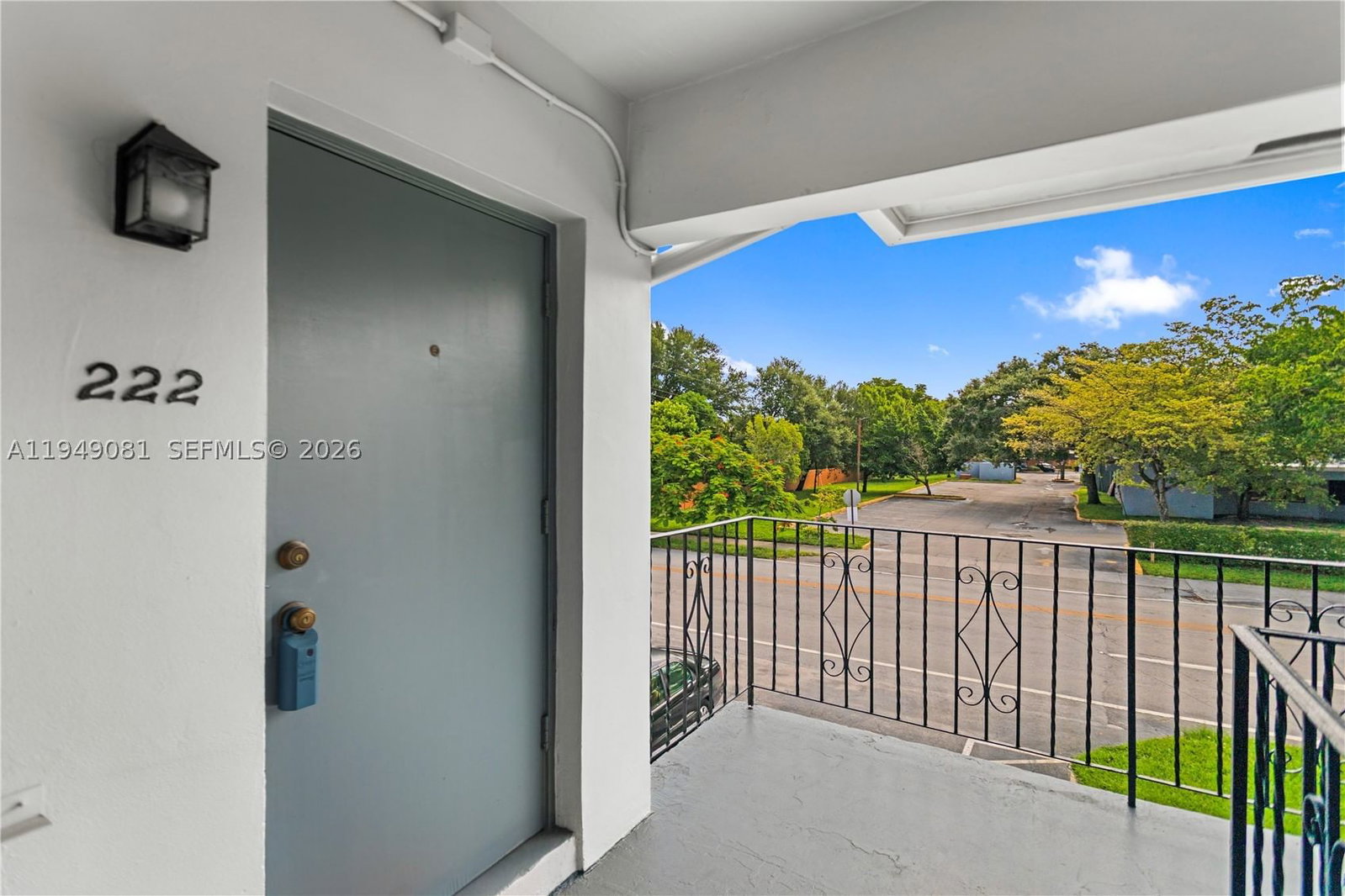 Real estate property located at 7401 Pines Blvd #222, Broward, Pembroke House Condo, Pembroke Pines, FL