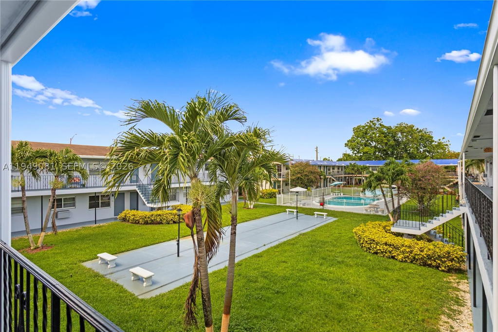 Real estate property located at 7401 Pines Blvd #222, Broward, Pembroke House Condo, Pembroke Pines, FL