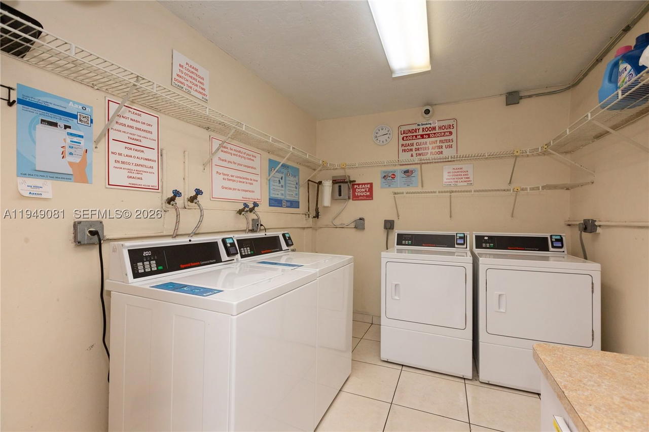 Real estate property located at 7401 Pines Blvd #222, Broward, Pembroke House Condo, Pembroke Pines, FL