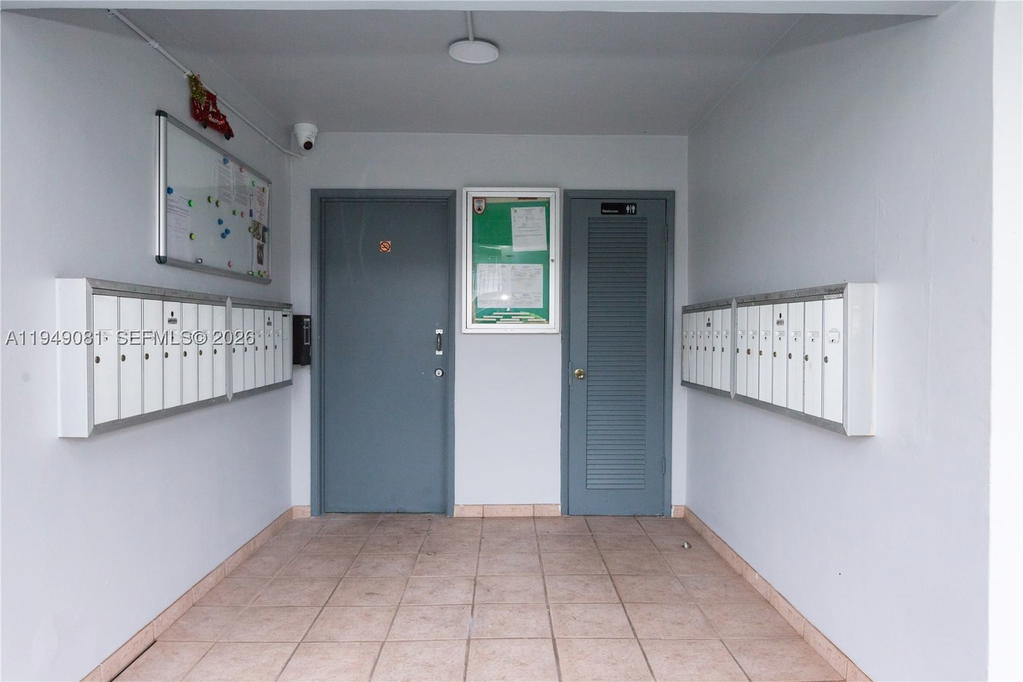 Real estate property located at 7401 Pines Blvd #222, Broward, Pembroke House Condo, Pembroke Pines, FL