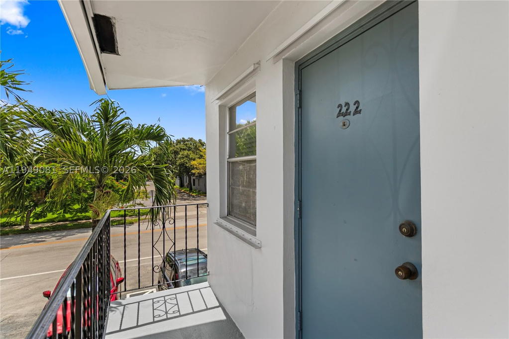 Real estate property located at 7401 Pines Blvd #222, Broward, Pembroke House Condo, Pembroke Pines, FL