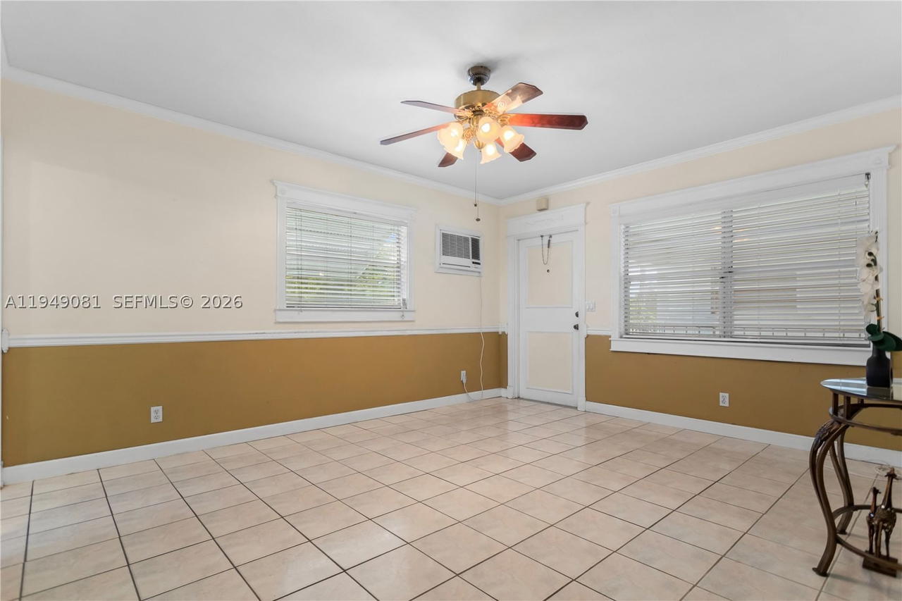 Real estate property located at 7401 Pines Blvd #222, Broward, Pembroke House Condo, Pembroke Pines, FL