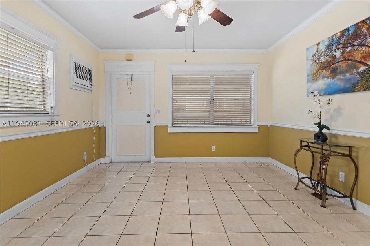 Real estate property located at 7401 Pines Blvd #222, Broward, Pembroke House Condo, Pembroke Pines, FL