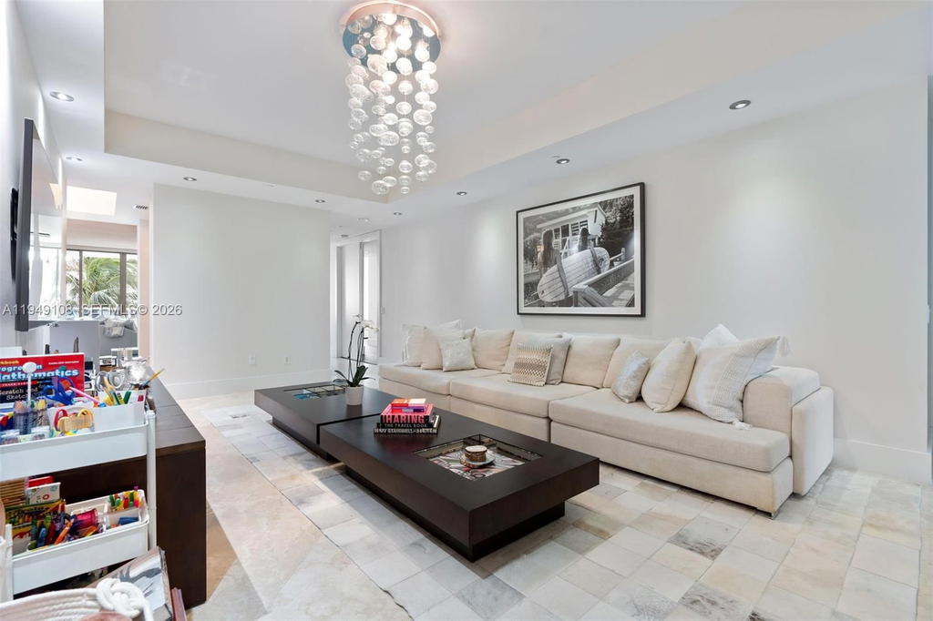 Real estate property located at 5959 Collins Ave #606, Miami-dade, The Residences At The Bat, Miami Beach, FL
