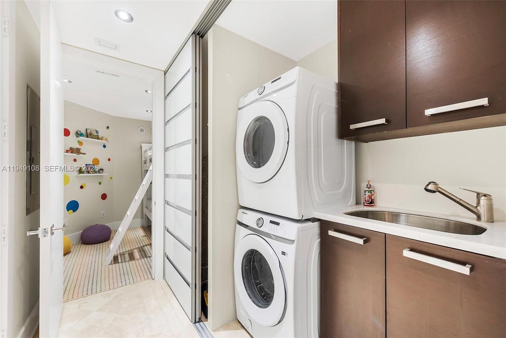Real estate property located at 5959 Collins Ave #606, Miami-dade, The Residences At The Bat, Miami Beach, FL