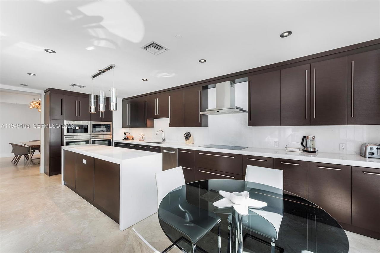 Real estate property located at 5959 Collins Ave #606, Miami-dade, The Residences At The Bat, Miami Beach, FL