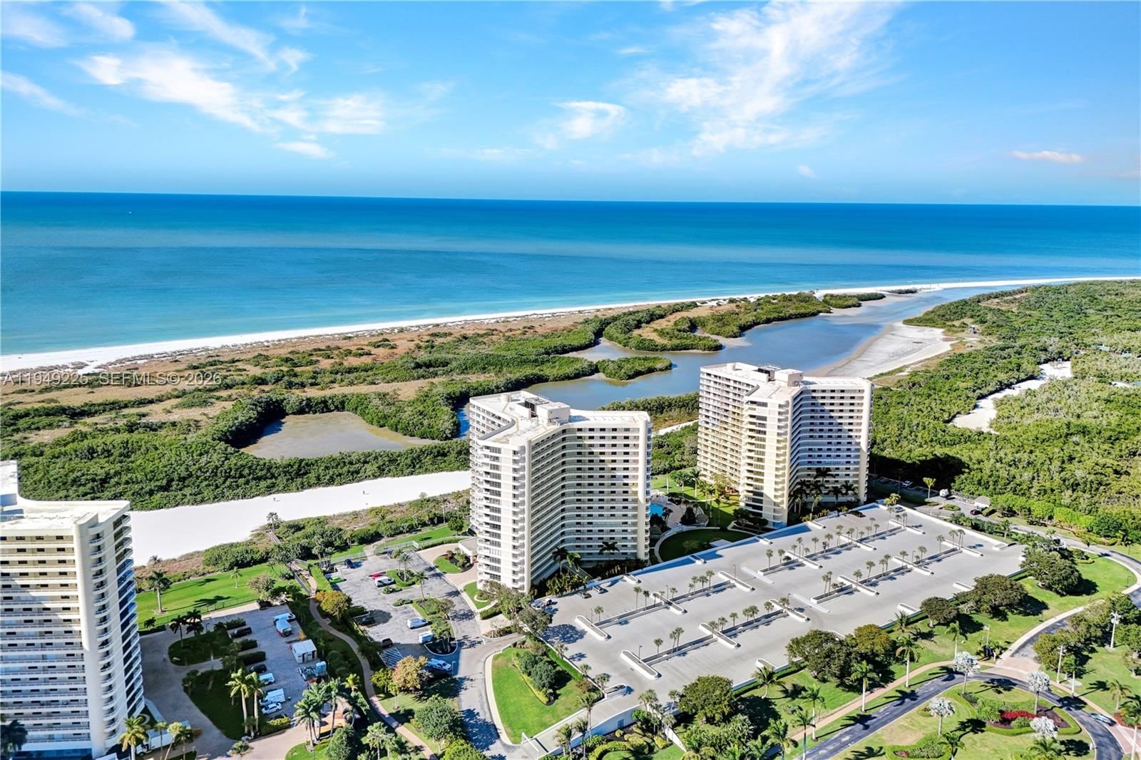 Real estate property located at 380 SEAVIEW CT #1703, Collier, Marco Beach, Marco Island, FL