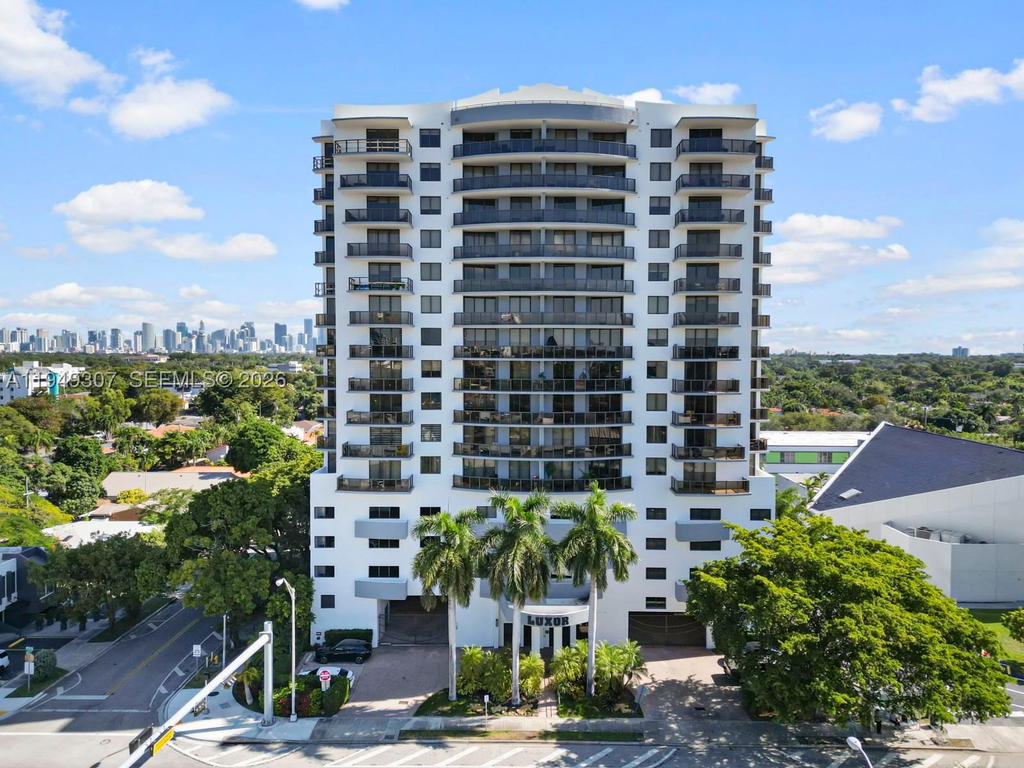 Real estate property located at 2301 27th Ave #1403, Miami-dade, The Luxor Residences Cond, Miami, FL
