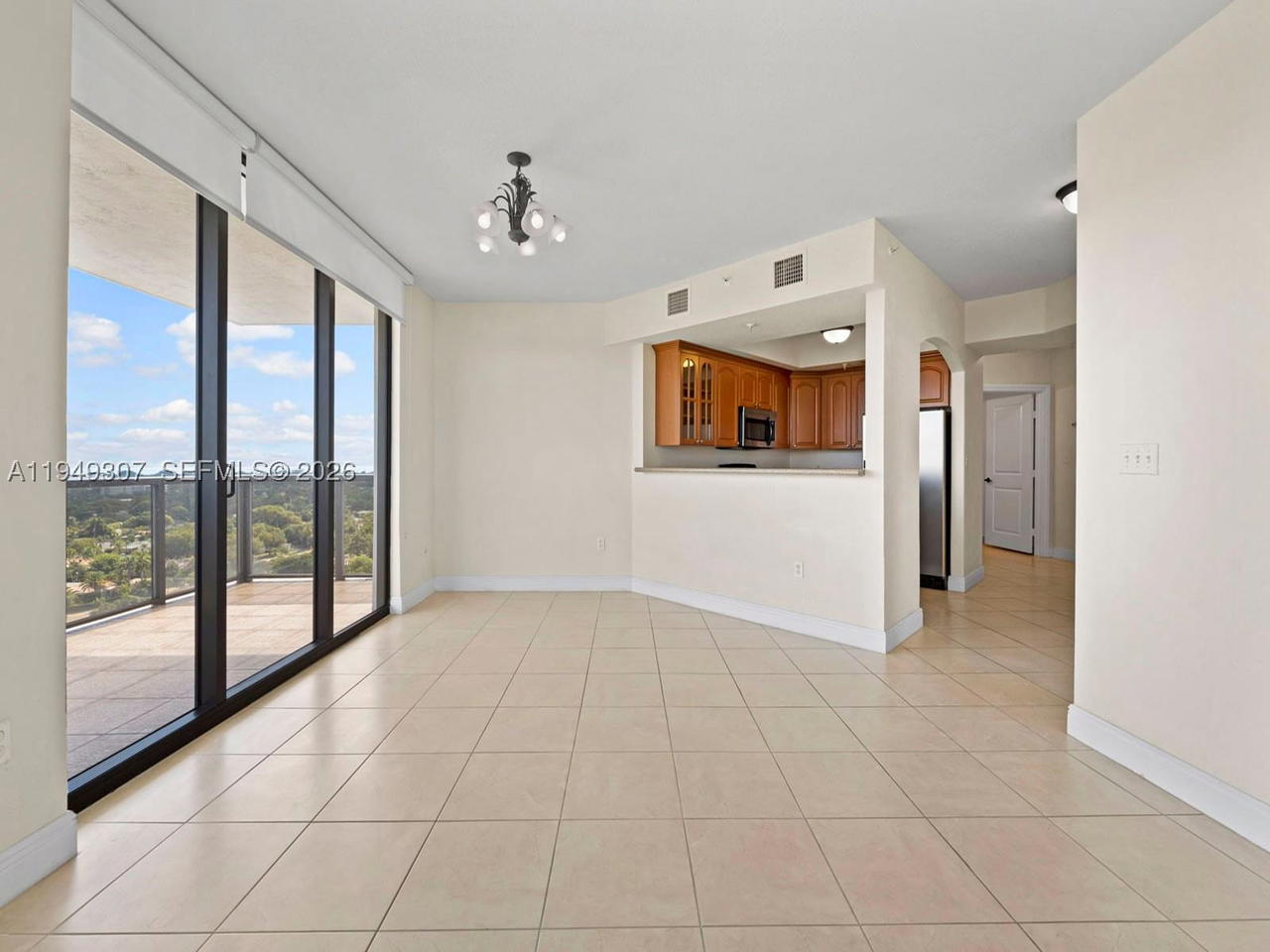 Real estate property located at 2301 27th Ave #1403, Miami-dade, The Luxor Residences Cond, Miami, FL